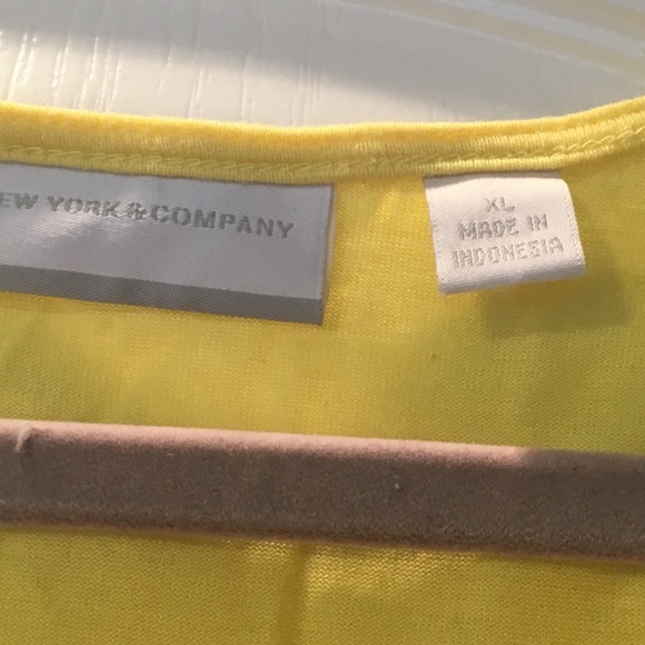 Yellow New York and Co. summer top - Picture 3 of 4